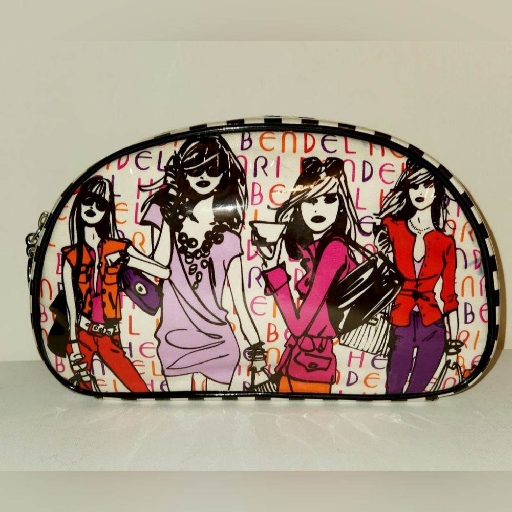Henri Bendel Multicolor Graphic Women's Cosmetic Bag.